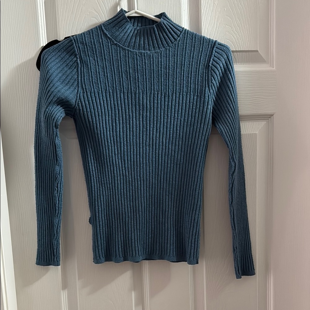 Ribbed Blue Long Sleeve Sweater